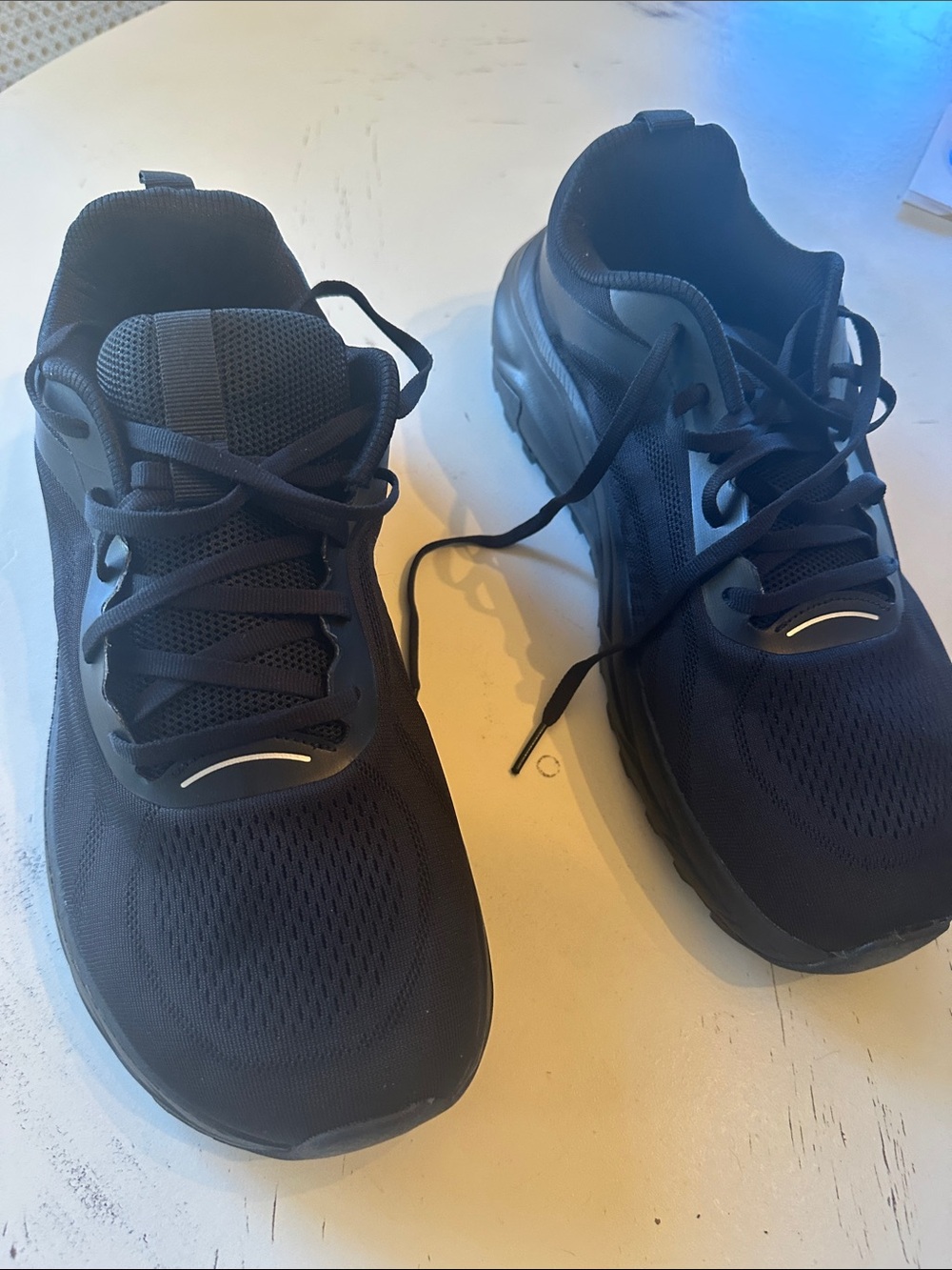 CourtStride Men’s Size 45 EUR (11 US) Pickleball Shoes